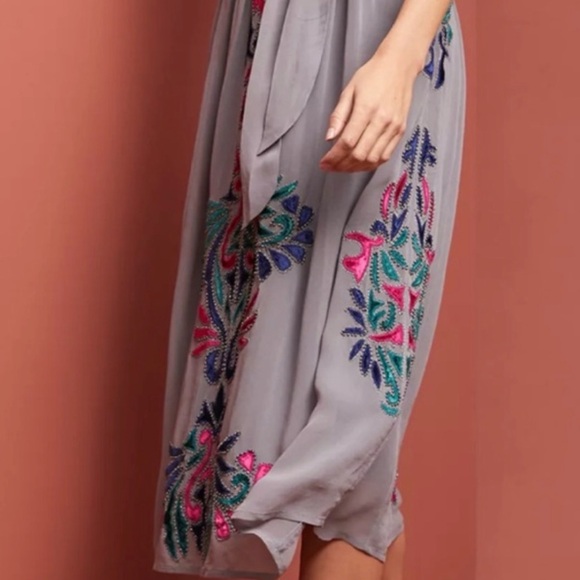 Anthropologie Gray Dress with Floral Embroidery Christmas party Size 10 - Picture 2 of 6